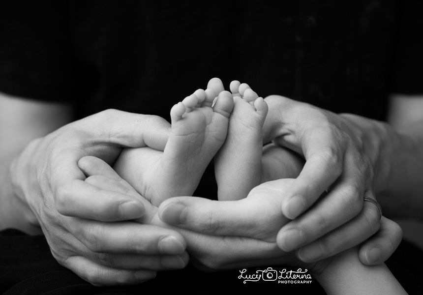 newborn photographer toronto