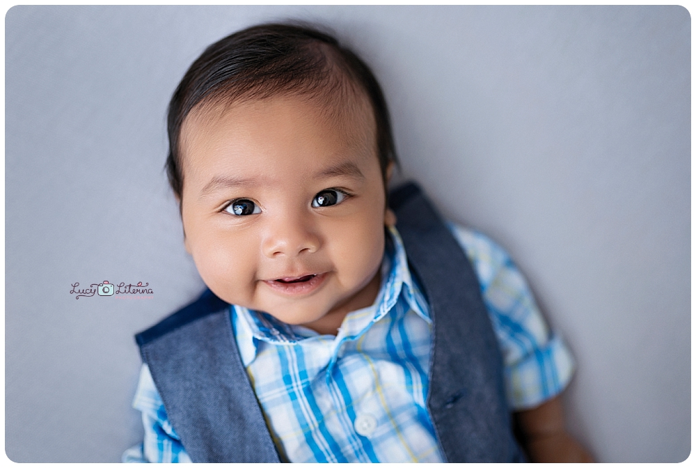 Baby Photographer - Photo Session in the Studio Toronto